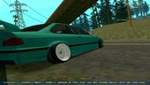 BMW E36 Stance